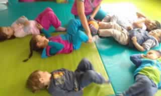 Imagen de Kindergarten Listen Look and Feel