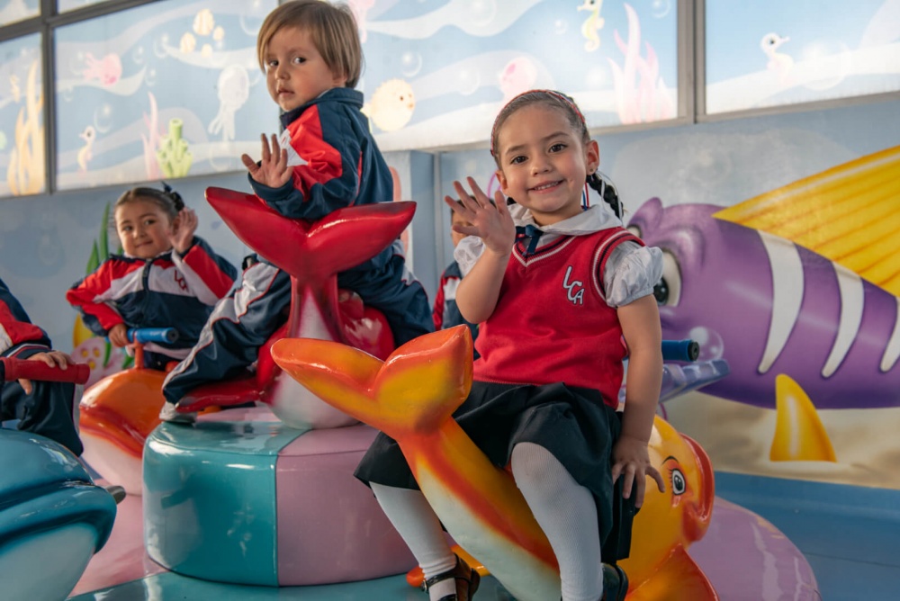 jardines en las americas Liceo Conquistadores de las Americas|Costos y Fotos de Liceo Conquistadores de las Americas |Colegios en |Los mejores Colegios de |Colegios Calendario A|Colegios  Calendario A en |Colegio ACADEMICO