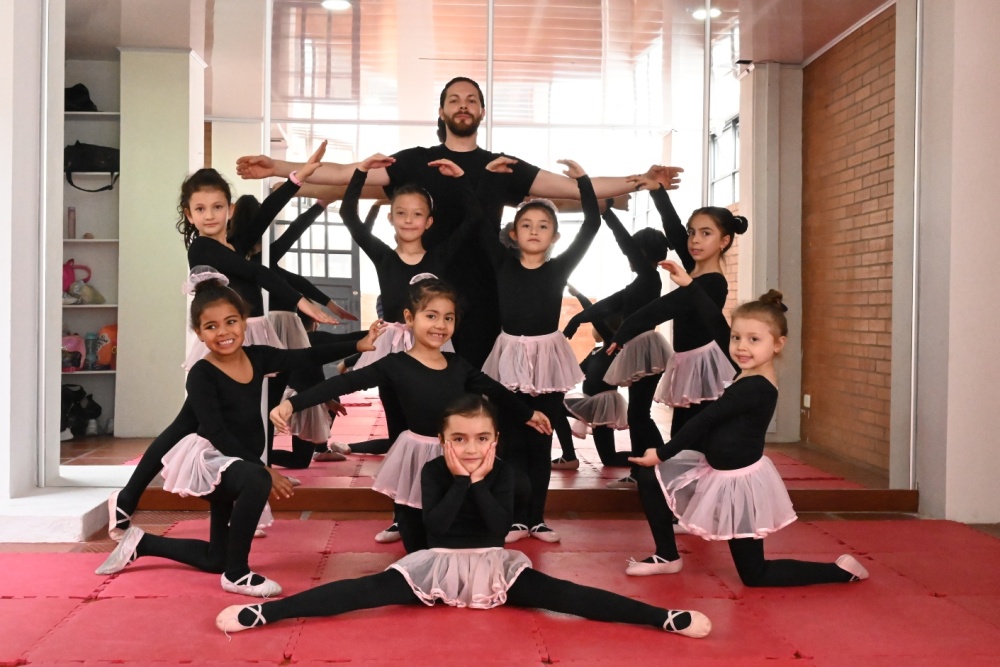colegios bilingues económicos- colegios en el norte- somos great place to study- colegios en usaquen GIMNASIO LAS PALMAS|Costos y Fotos de GIMNASIO LAS PALMAS |Colegios en |Los mejores Colegios de |Colegios Calendario A|Colegios  Calendario A en |Colegio ACADEMICO