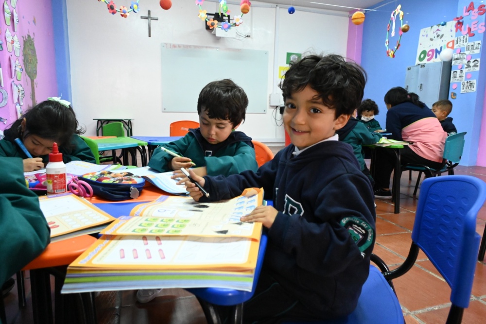 colegios bilingues económicos- colegios en el norte- somos great place to study- colegios en usaquen GIMNASIO LAS PALMAS|Costos y Fotos de GIMNASIO LAS PALMAS |Colegios en |Los mejores Colegios de |Colegios Calendario A|Colegios  Calendario A en |Colegio ACADEMICO